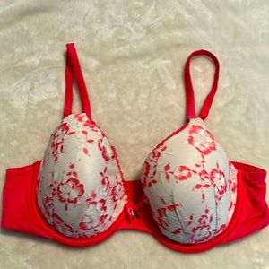 Victorias Secret Body by Victoria Perfect Coverage Bra-34c